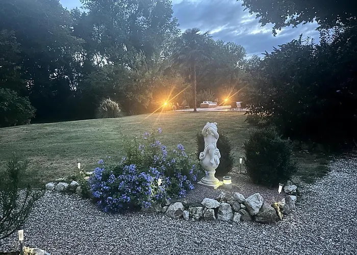 La Vergnotte Bed & Breakfast 3*